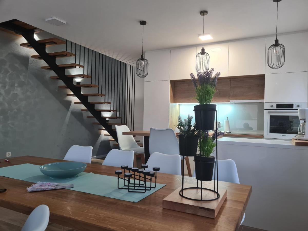Villa Maris Nin Luaran gambar