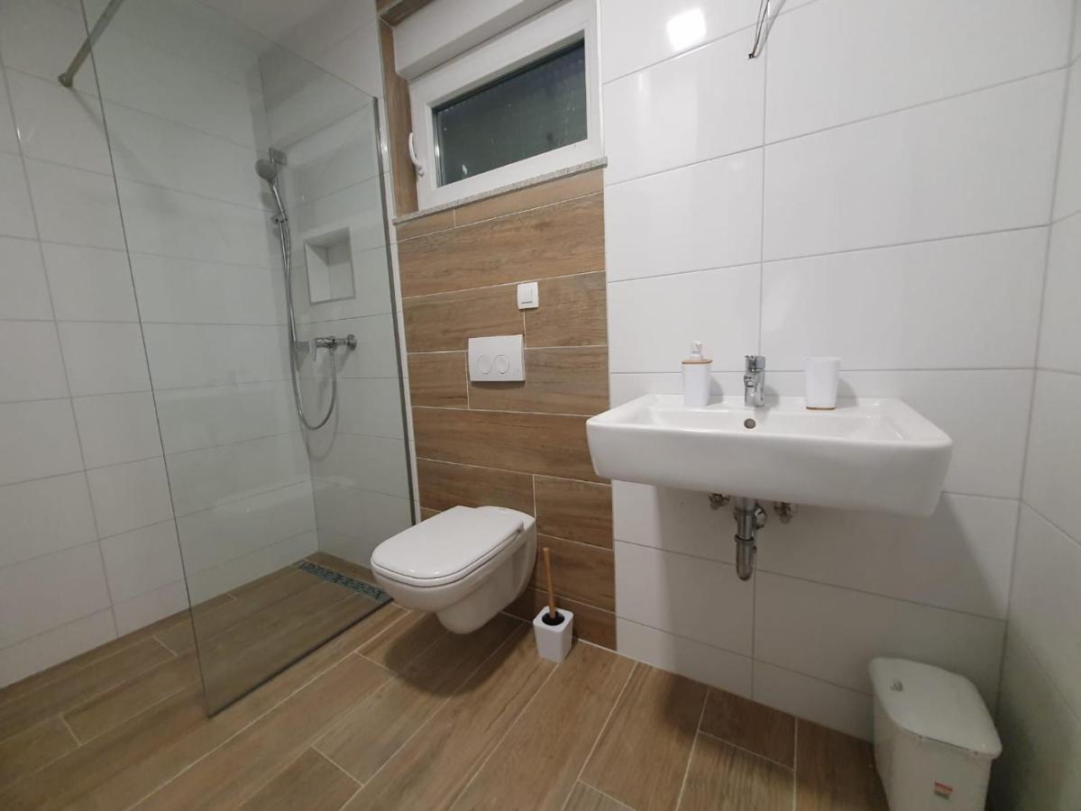 Villa Maris Nin Luaran gambar