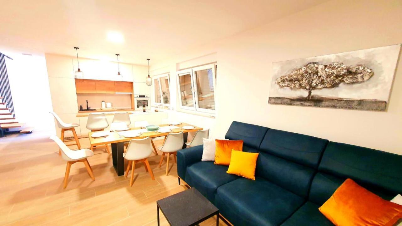Villa Maris Nin Luaran gambar