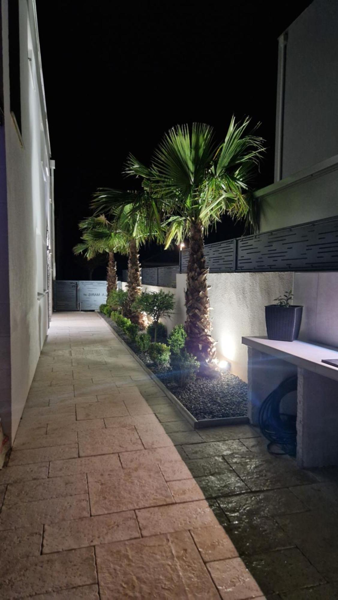 Villa Maris Nin Luaran gambar